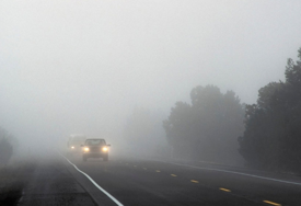Budite oprezni: Magla smanjuje vidljivost u  SEMBERIJI I POSAVINI, pogledajte kakvo je stanje na graničnim prelazima
