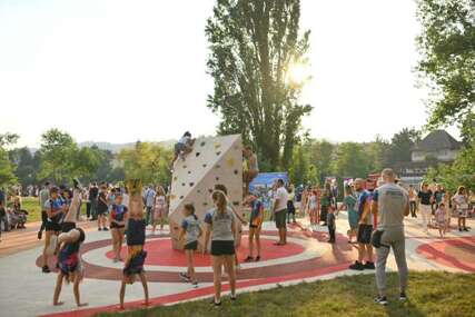 Na radost sugrađana i turista: Uređena nova oaza za odmor i rekreaciju uz Vrbas od Gradskog do Zelenog mosta (FOTO)