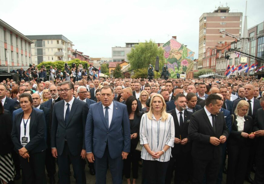 političari na obilježavanju godišnjice Oluje u Prijedoru