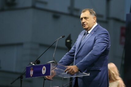 "Posjeta pokazala da imamo najbolju moguću saradnju" Dodik poručio da su Srpska i Srbija istrajne da odbrane Dejtonsku poziciju (VIDEO)