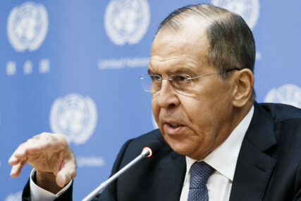 “Pred Ukrajinom je mračna budućnost" Lavrov poručio da je uzaludna konfrontacija sa Rusijom