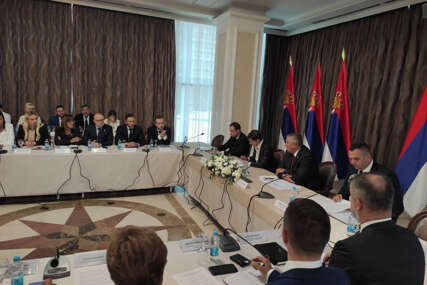 Evo šta je u fokusu: U toku zajednička sjednica vlada Srpske i Srbije (FOTO)