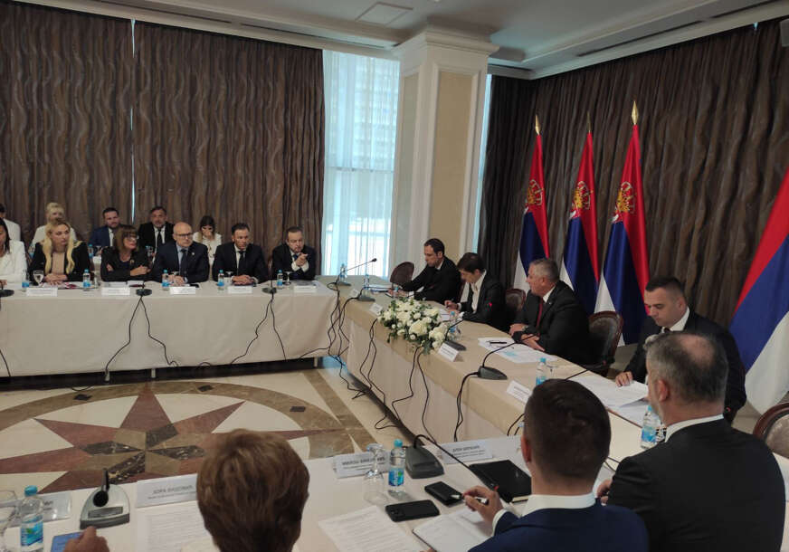 Sastanak vlada Republike Srpske i Srbije 