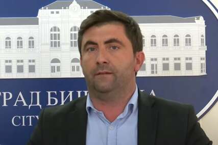 Udar na gradski budžet: Ljubiša Petrović navodno nezakonito zaposlio 130 radnika