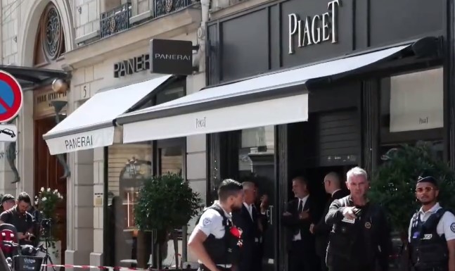 Oružana pljačka luksuzne zlatare: Radnike držali kao taoce, pa pobjegli sa više od 10 miliona evra (VIDEO, FOTO)