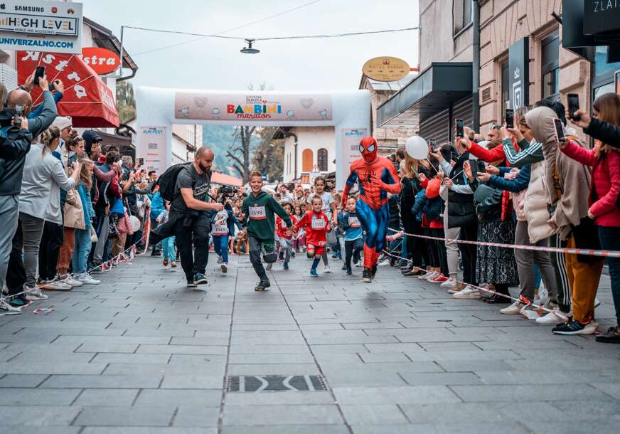 Trkači iz cijelog svijeta trče Sarajevo polumaraton
