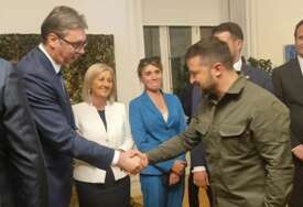 „Mi podržavamo teritorijalni integritet Ukrajine“ Vučić poručio da sa Zelenskim nije potpisao nikakav sporazum u vezi oružja