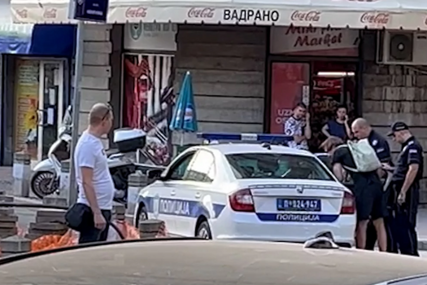 Šetao ulicom sa nožem u ruci: Muškarac pokušao da  napadne ženu, policija ga uhapsila (VIDEO)