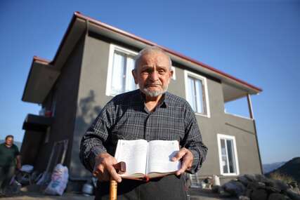 NAVIKA IZ VOJSKE Turčin 70 godina svakodnevno piše dnevnik (FOTO)