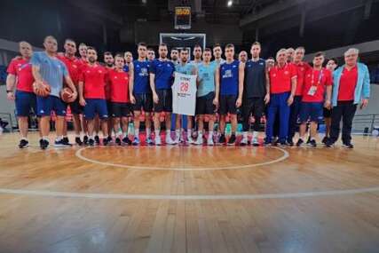 "Boriša, tim je uz tebe" Košarkaši i stručni štab poslali poruku podrške krilnom centru Orlova (FOTO)
