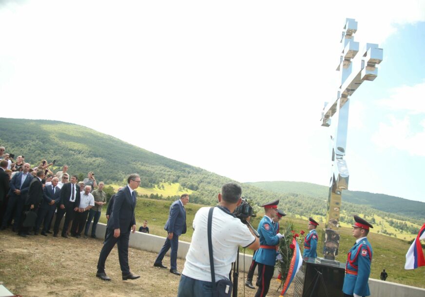 Milorad Dodik Aleksandar Vučič Petrovačka cesta obilježavanje stradanja Srba