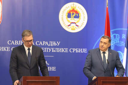(FOTO) Dvočasovni sastanak u Beogradu: Vučić i Dodik o izgradnji memorijalnog centra jasenovačkim žrtvama