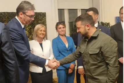 "Tražio sastanak u četiri oka" Vučić i Zelenski razgovarali u Atini, slijedi susret sa Micotakisom i Milatovićem (FOTO)