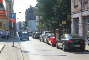 poluprazan parkink u srpskoj ulici  , od danas je nulta zona 