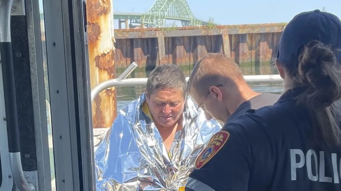 Policija Amerika, spasavanje