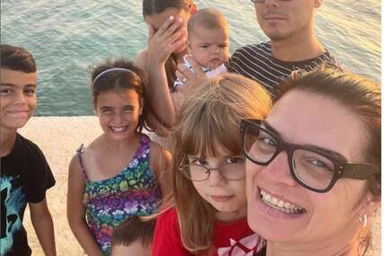 Kako izgleda ljetovanje sa šestoro djece: Mama Milena je do detalja opisala njihovo porodično putovanje (VIDEO, FOTO)