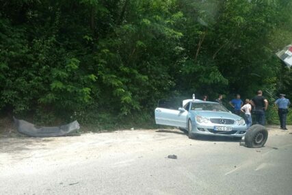 Sudar 4 automobila na ulazu u Banjaluku: Vozilo pjevača poznatog banjalučkog benda učestvovalo u nesreći (FOTO)