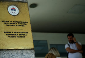 Ustavni sud RS: Neprihvatljiv zahtjev Kluba Bošnjaka o Deklaraciji o zatvaranju OHR