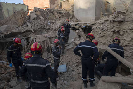 Spasioci u trci sa vremenom:  Traje potraga za preživjelima u zemljotresu u Maroku