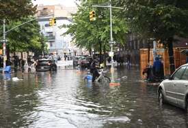 “Ovo je po život opasna oluja” U Njujorku proglašeno vanredno stanje zbog poplava (VIDEO)