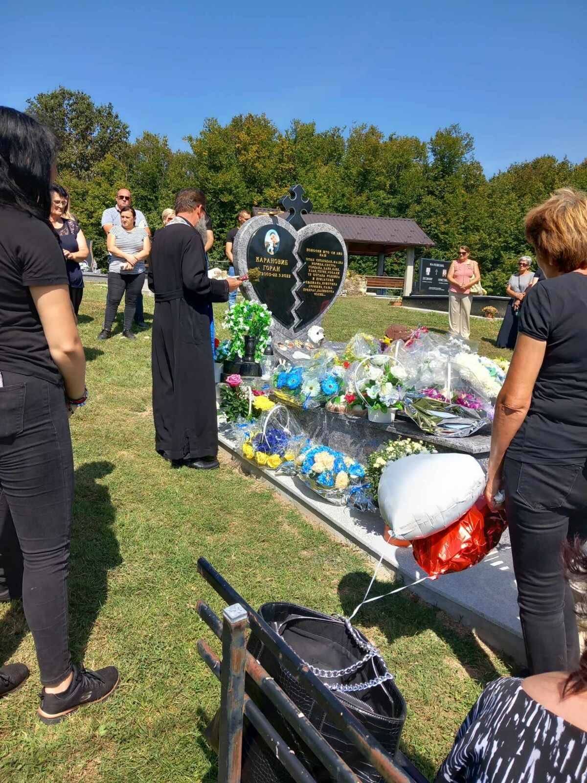 FOTO: USTUPLJENE FOTOGRAFIJE