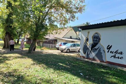 Posvećen banjalučkoj legendi: Čika Ale dobio mural u naselju Obilićevo
