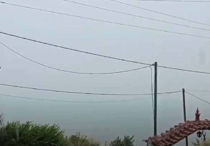 PAO U MORE Srušio se helikopter u Grčkoj, u toku operacija spasavanja mogućih preživjelih (VIDEO)
