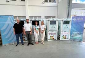 Realizacija ekološkog projekta „Let´s recycle in the classroom“