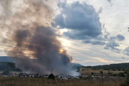 Problem zatrpali, umjesto da ga riješe: Šta se dešava sa divljom i po zdravlje opasnom deponijom u Drvaru (FOTO)