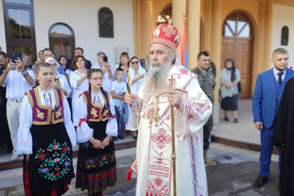 Praznik Svetog Aleksandra Nevskog: Dio moštiju svetitelja stigao iz Rusije u Ugljevik (FOTO)