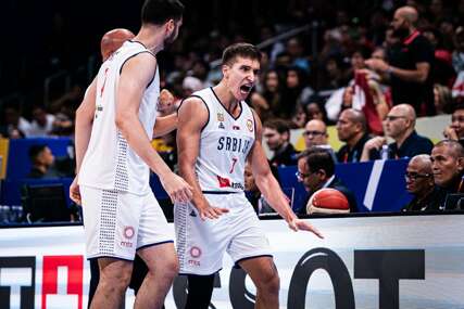 ORLOVI U FINALU Kanada pregažena doktorskom partijom košarkaša Srbije (FOTO, VIDEO)