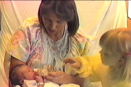 "Pravo je čudo da smo uopšte preživjeli" TikTok preplavili snimci iz 90-ih kako su majke tada odgajale djecu (VIDEO)