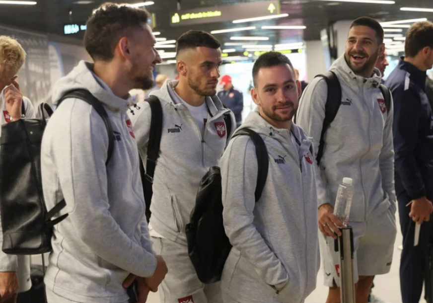 fudbaleri Srbije na aerodromu