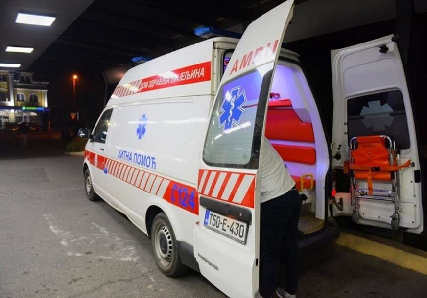 DIJETE (4) UPALO U KOTLIĆ NA „GULAŠIJADI“ Mališan hitno prevezen na liječenje u Beograd