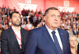 “ON BI MOGAO BITI NOVI PREMIJER” Zašto Dodik uvodi sina u visoku politiku: Tonemo u neku vrstu monarhije ili “nasljedne demokratije”