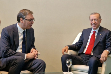 Vučić i Erdogan razgovarali u Njujorku: Predsjednici Srbije i Turske na marginama Generalne skupštine UN (FOTO)
