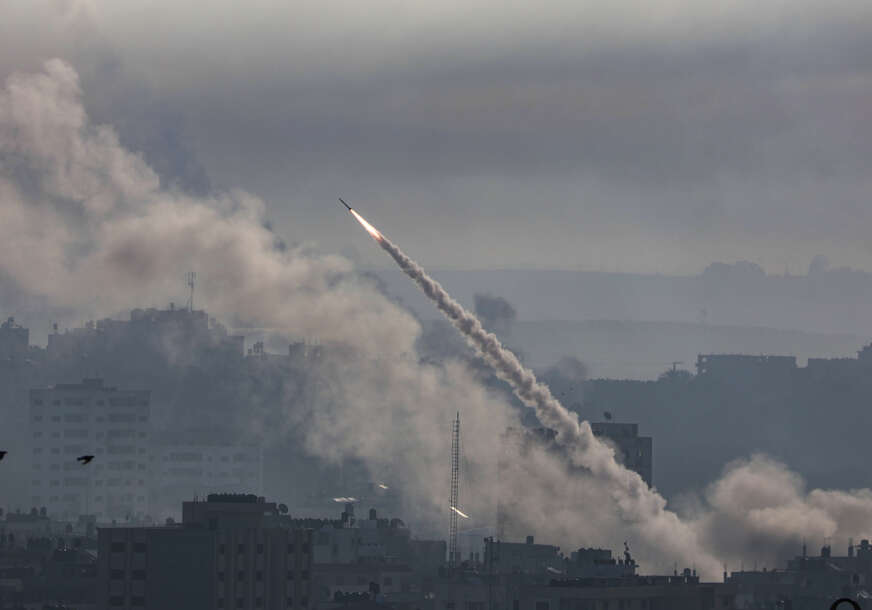 izrael raketira palestinu u pojasu gaze