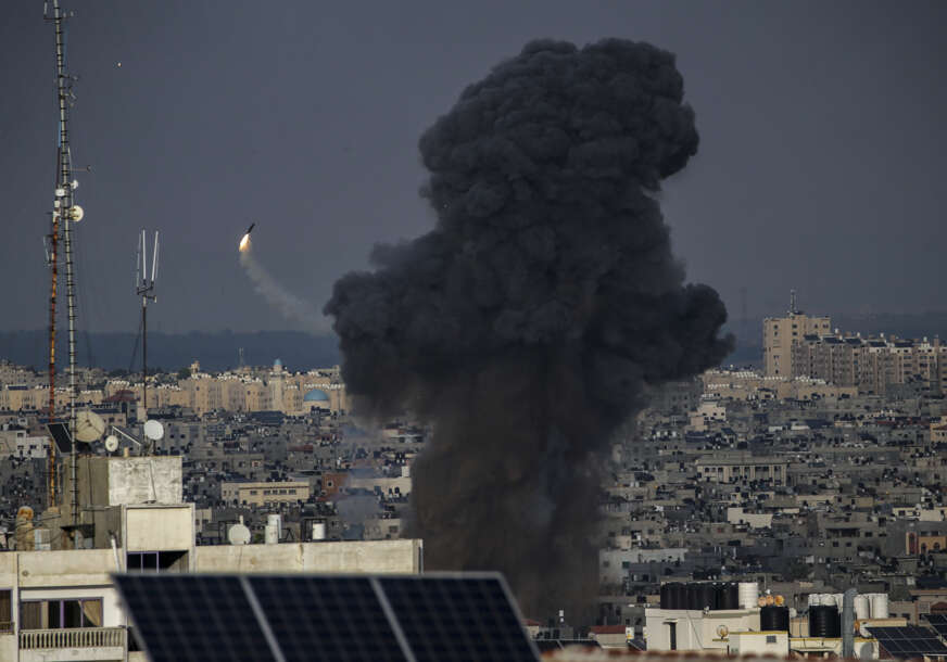 izrael raketira pojas gaze , palestina 