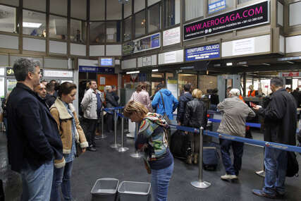 (FOTO) Otkazan let iz Bazela za Banjaluku: Avion slijeće sutra u ranijem terminu