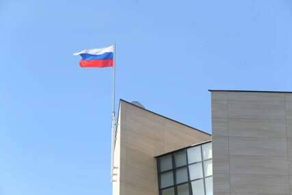 GREŠKA ILI NAMJERA Na zgradi Ustavnog suda RS vijori se ruska zastava (FOTO)