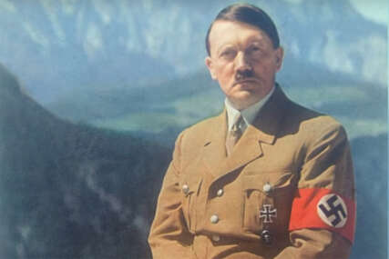 (FOTO) SKANDAL U SAD Hitlerov lik pojavio se na semaforu usred meča