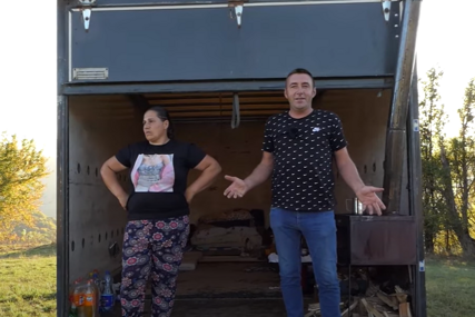 Najvrijedniji bračni par u BiH: Amira i Zahid uzgajaju stoku, žive u kamionu, a nikad nisu bili srećniji i zadovoljniji (VIDEO)
