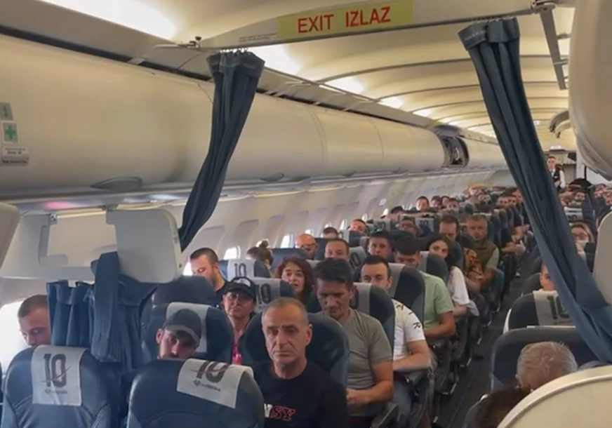 Avion pun evakuisanih građana iz Izraela