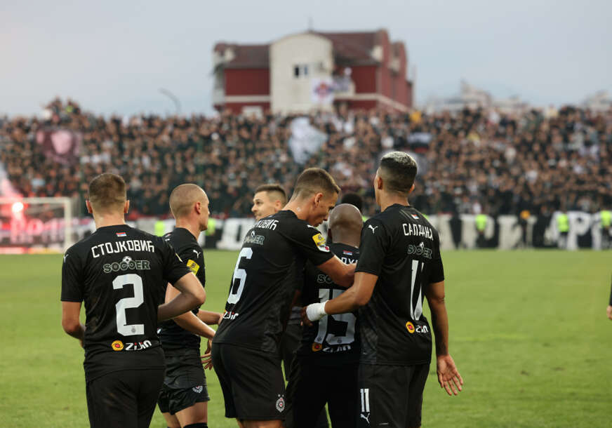 NAGRADA ZA USPJEH Fudbaleri Partizana dobili premije za prvo mjesto na tabeli
