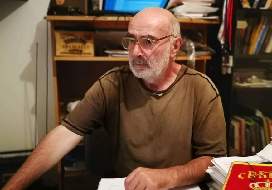 "Hoću, brate, kad lajem, da me košta" Gvozden Otašević se bavi novinarstvom skoro 50 godina, živo se SJEĆA kako je izgledalo ratno izvještavanje