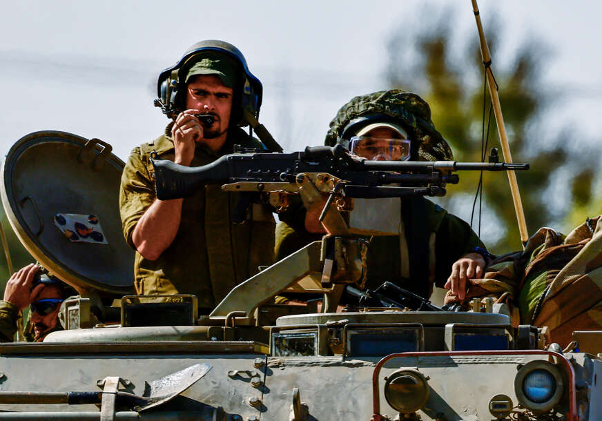 (VIDEO, FOTO) PREKINUT GLAVNI PUT Izraelski tenkovi ušli u predgrađe Gaze, vojska najavila novu eskalaciju