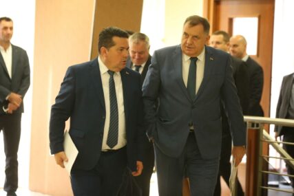 „Kao u Hrvatskoj, Crnoj Gori, Srbiji“ Stevandić kaže da predsjednici i u zemljama regiona imaju imunitet ravan poslaničkom