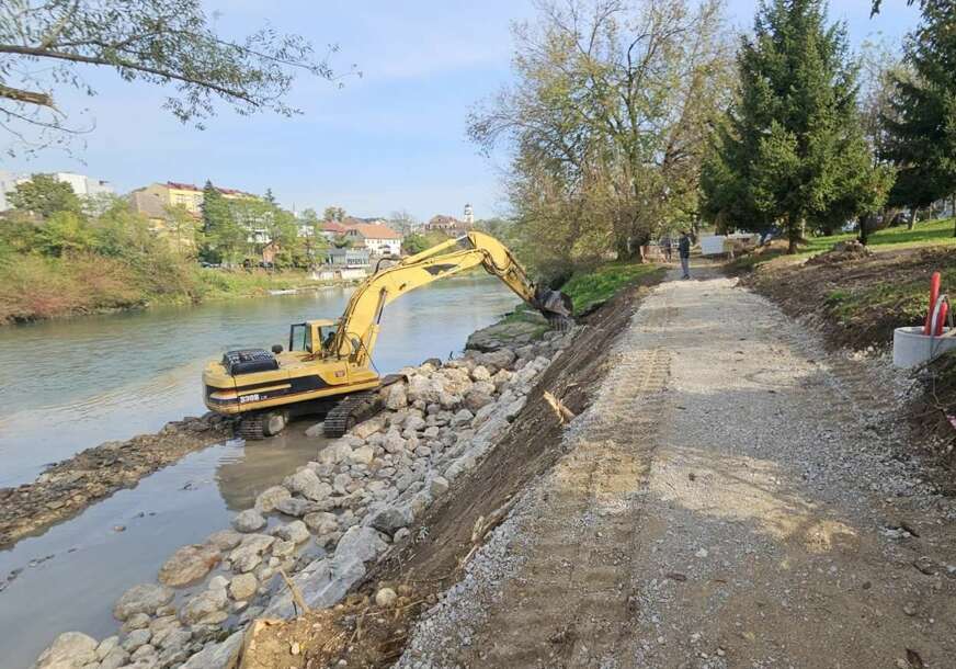 Naredna faza: Napreduju radovi u sklopu rekreativne zone uz Vrbas od Gradskog do Zelenog mosta