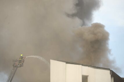 "Nijedan predmet nije uništen" Oglasili se iz "Elektroprivrede RS" nakon požara u Banjaluci