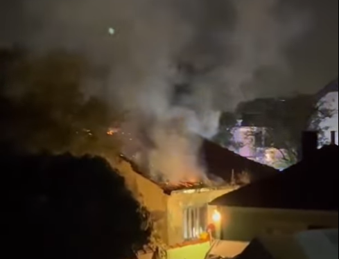 Užasna tragedija: Žena nastradala u požaru koji je izbio u porodičnoj kući (VIDEO)